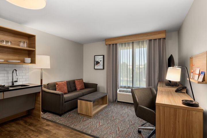 Room 17 of 49