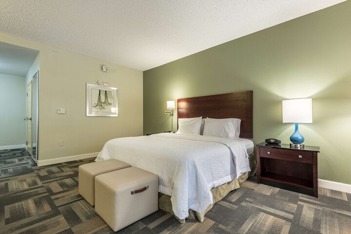 Room 35 of 48