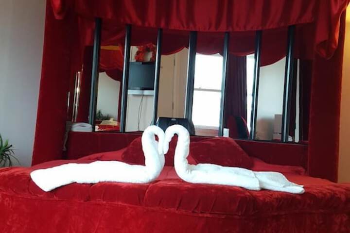 Room 15 of 38