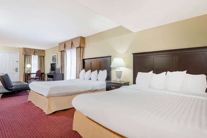 Hawthorn Extended Stay by Wyndham Columbus North