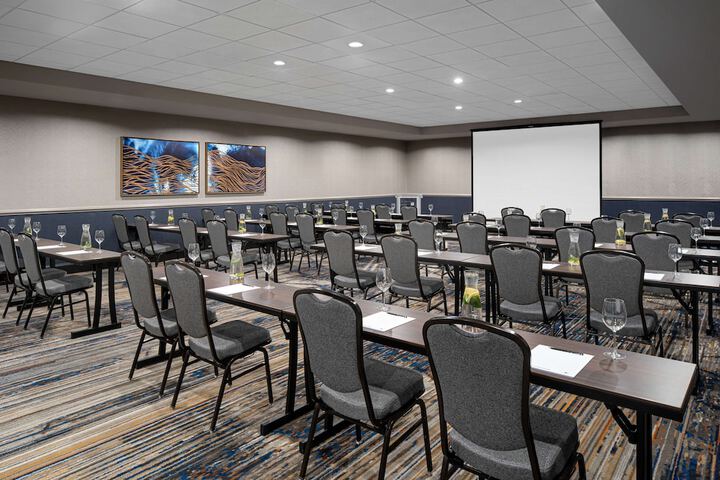 The Alloy King of Prussia - a DoubleTree by Hilton