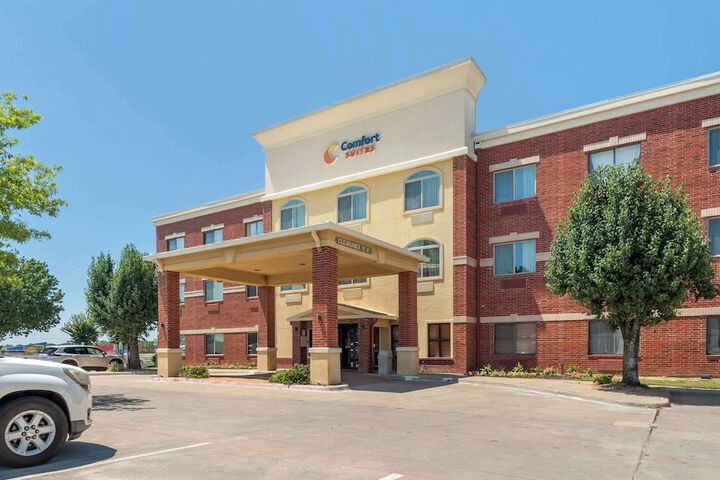 Hotel 3 of 48