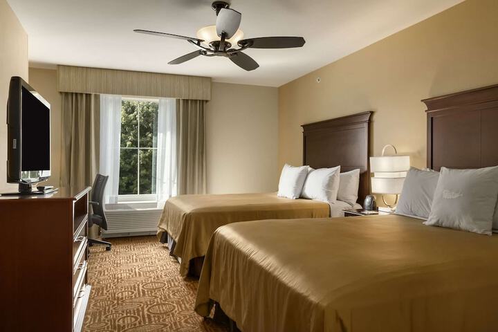 Room 11 of 20