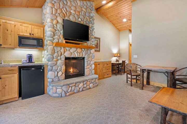 Best Western Ponderosa Lodge