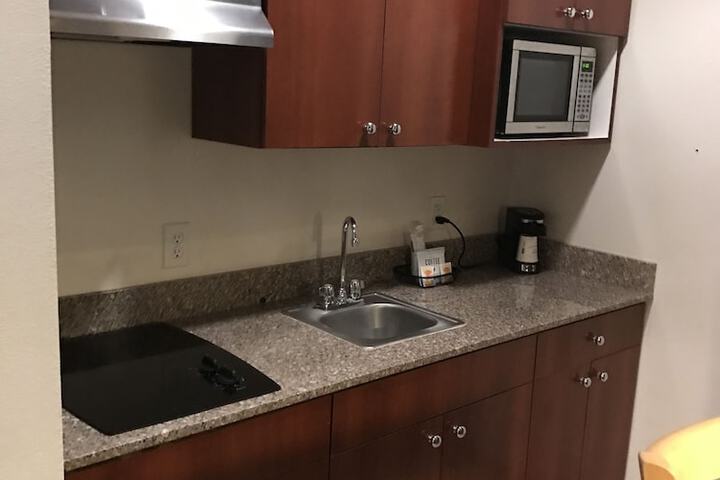 Super 8 by Wyndham Lubbock West