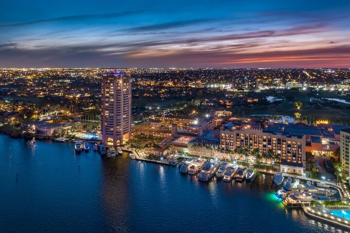 Tower at the Boca Raton