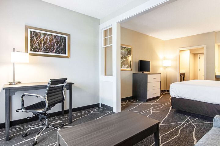 Room 21 of 41
