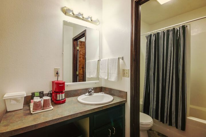 Room 12 of 54