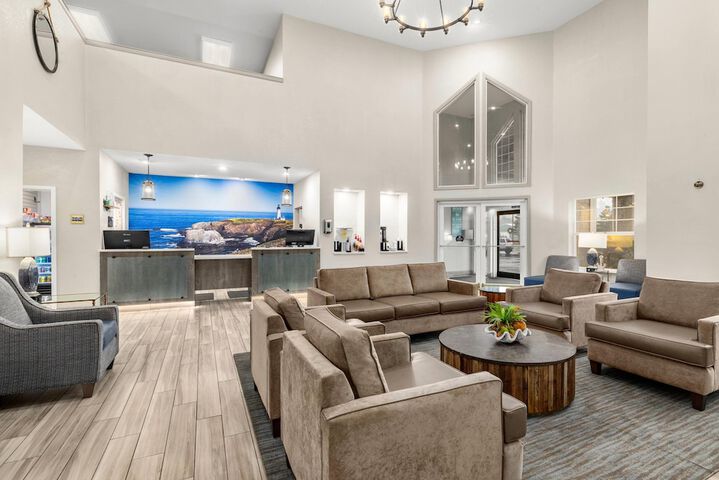 La Quinta Inn & Suites by Wyndham Newport