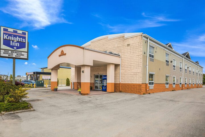 Hotel 4 of 23