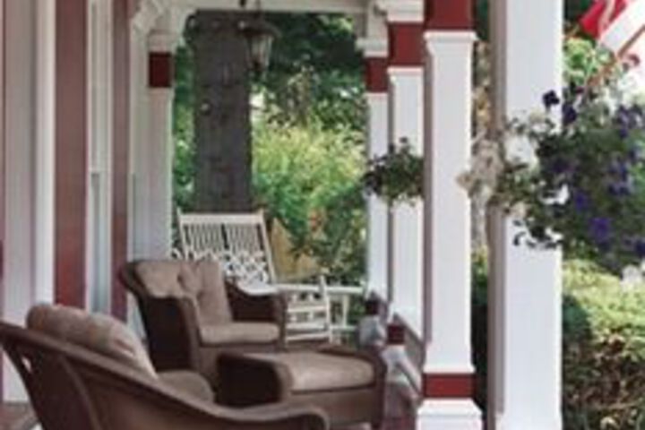 Monier Manor