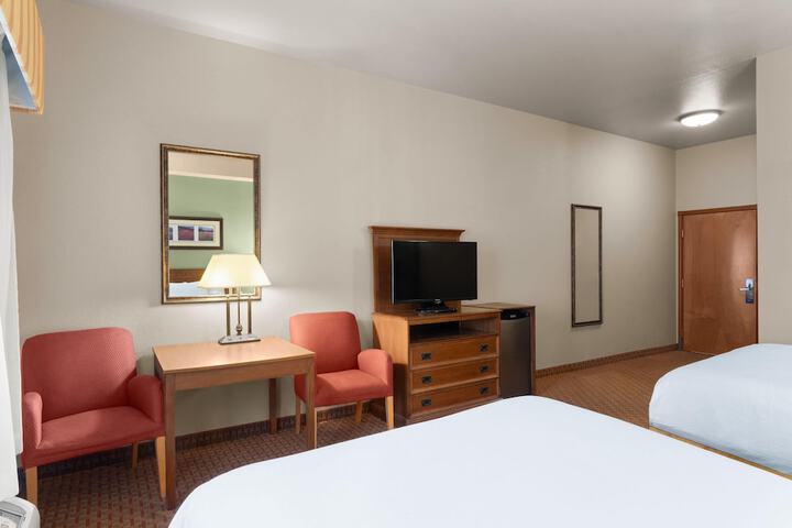 Baymont Inn and Suites by Wyndham Sturgis