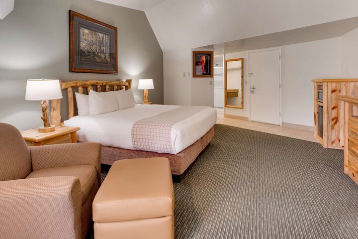 Room 29 of 37