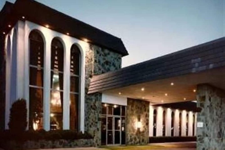 Hotel 2 of 35