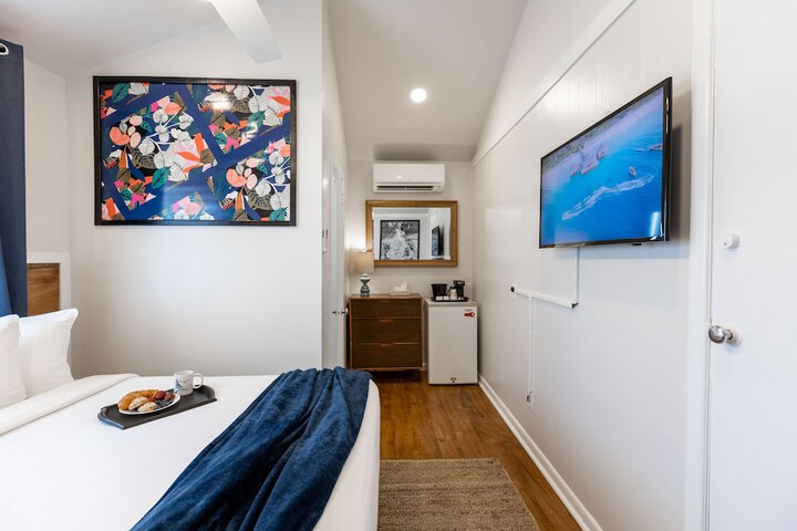 Room 33 of 78