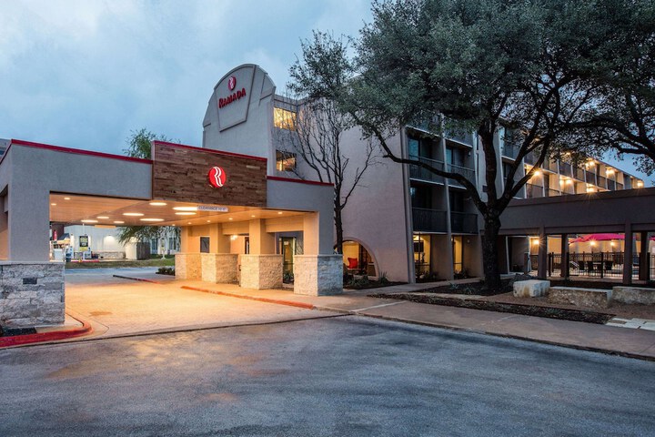 Hotel 5 of 45
