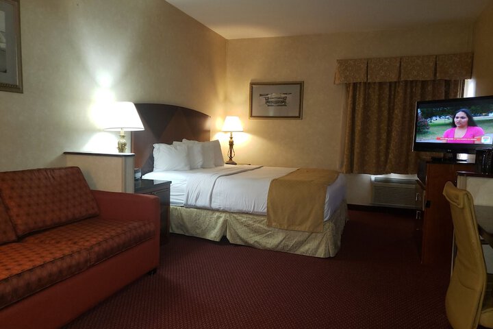 Room 9 of 14