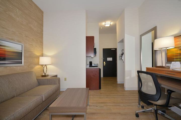 Room 22 of 59