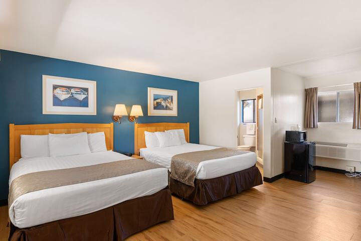 Room 42 of 75