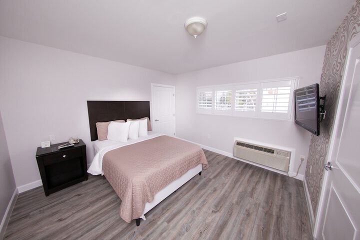 Room 19 of 39