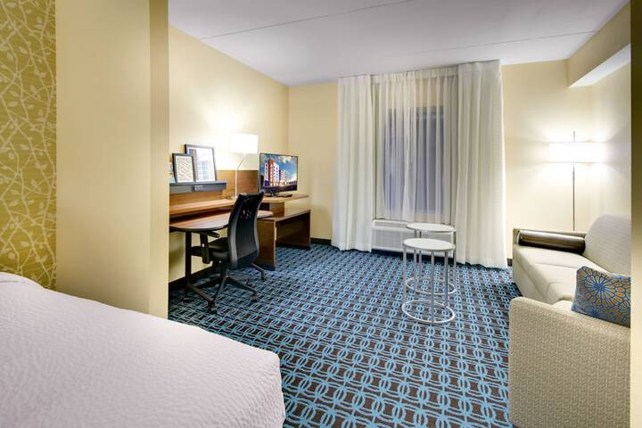 Room 14 of 40