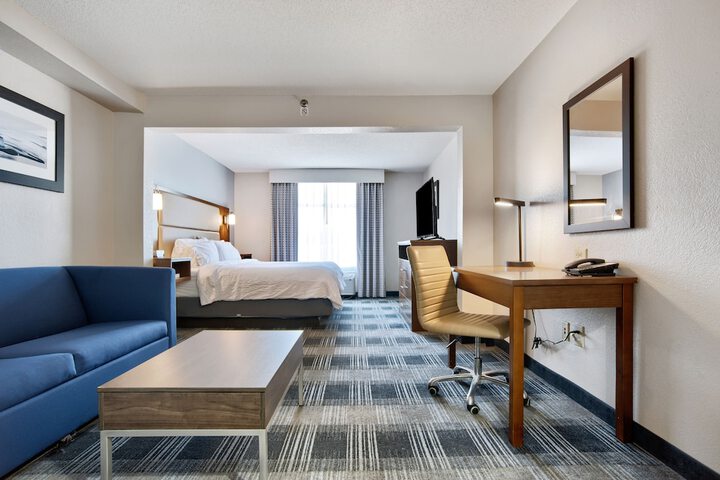 Room 35 of 58