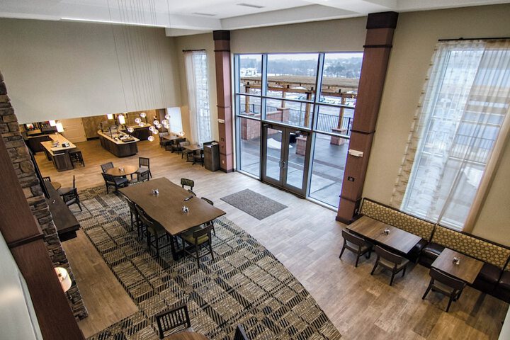Staybridge Suites Marquette by IHG