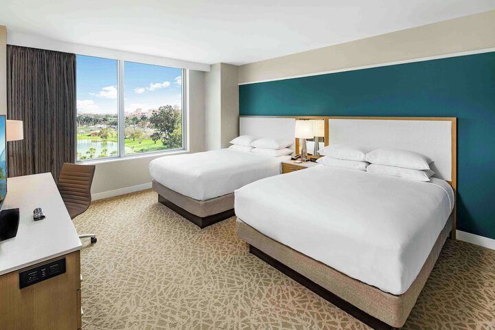 Room 44 of 106