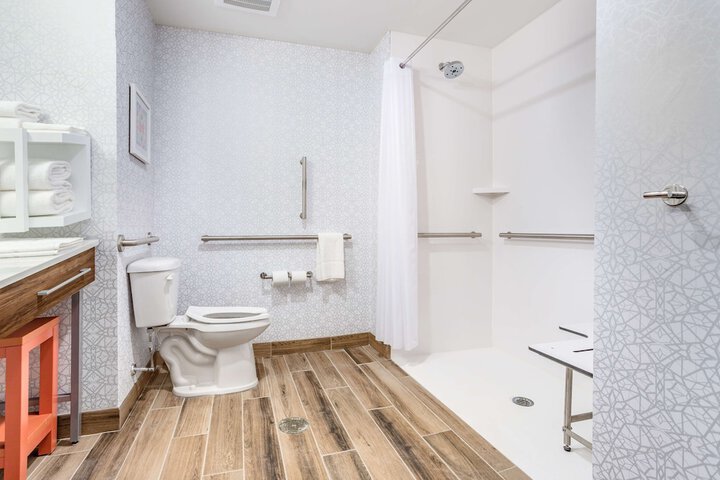 Room 29 of 45