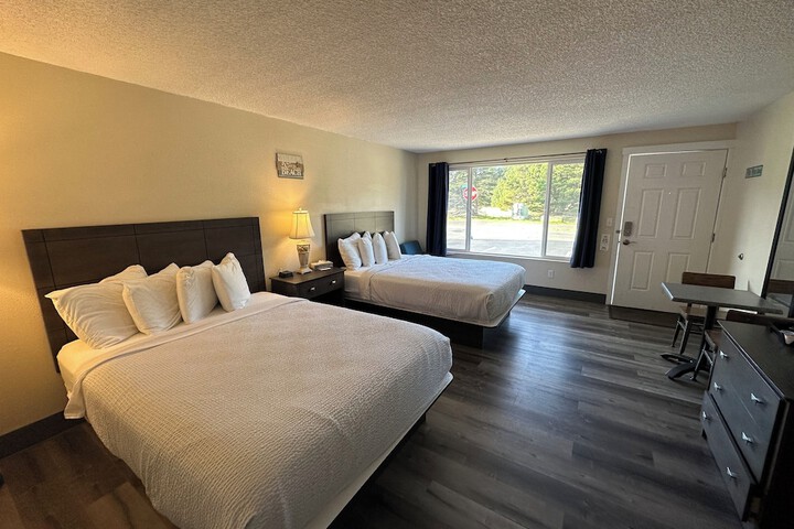 Room 103 of 159