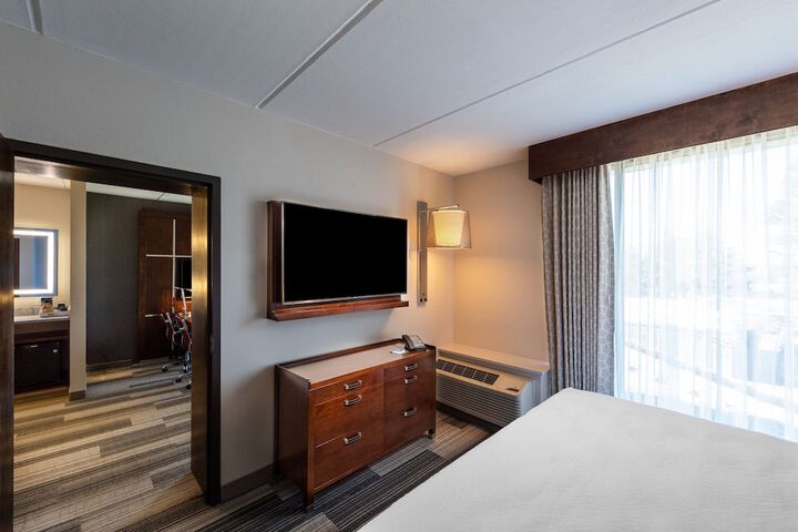 Room 16 of 29