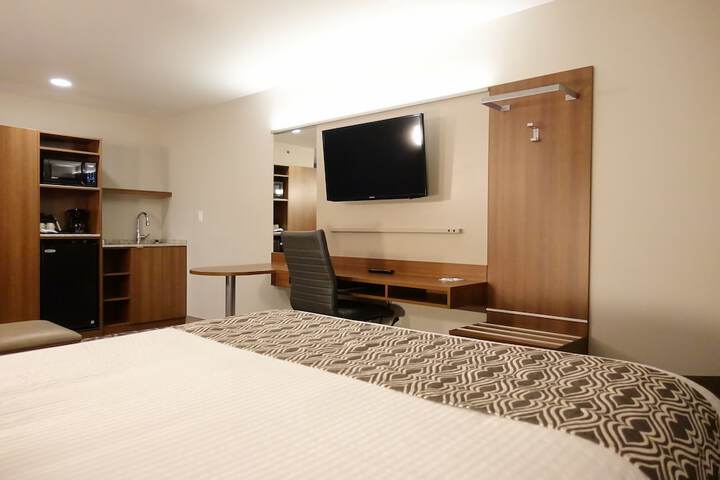 Room 36 of 42