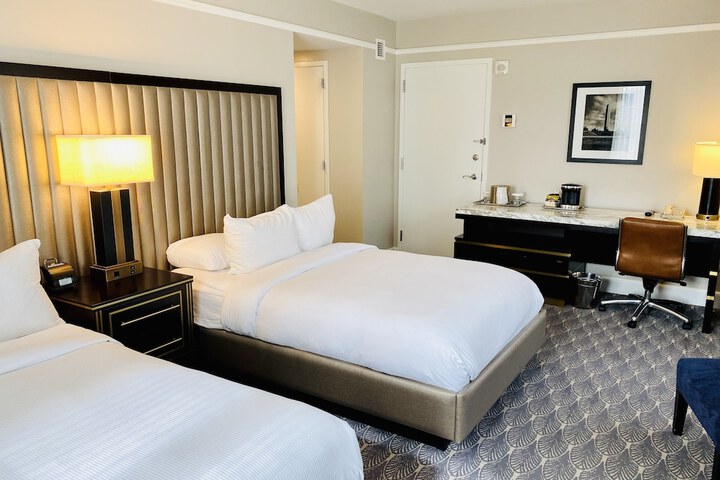Hilton President Kansas City
