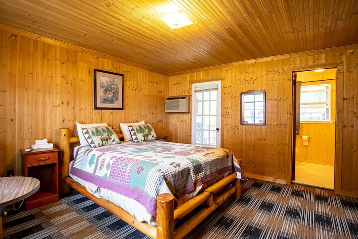 Lloyds on the River Country Inn by OYO