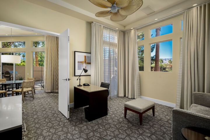 Room 55 of 177