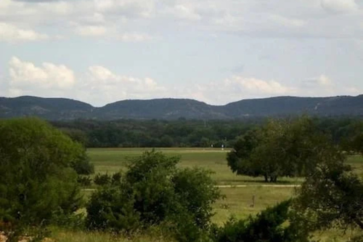 Antler Oaks Lodge
