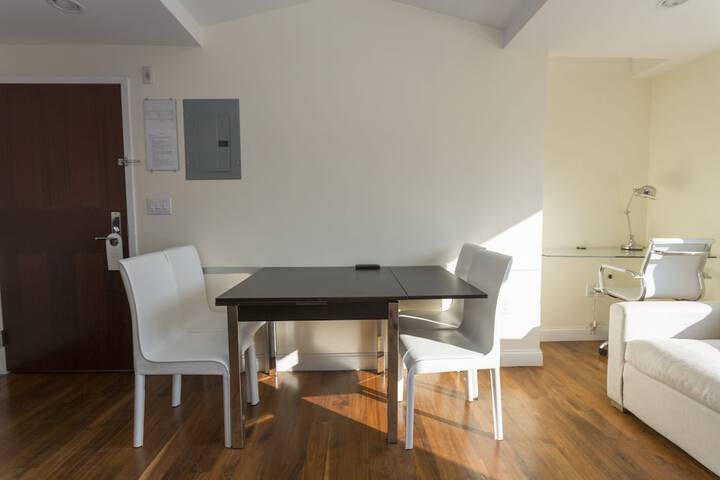 Room 26 of 31