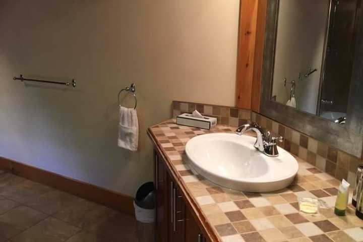 Room 13 of 47