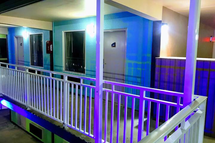 Hotel 2 of 92