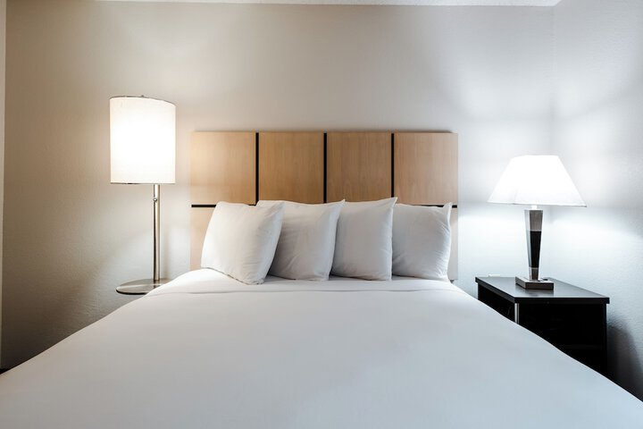 Sonesta Simply Suites Dallas Richardson