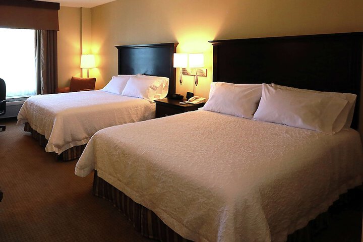 Hampton Inn & Suites by Hilton Laval