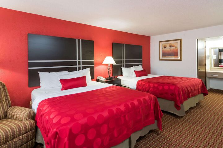 Room 95 of 137