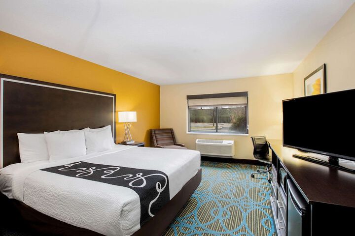 Room 14 of 30