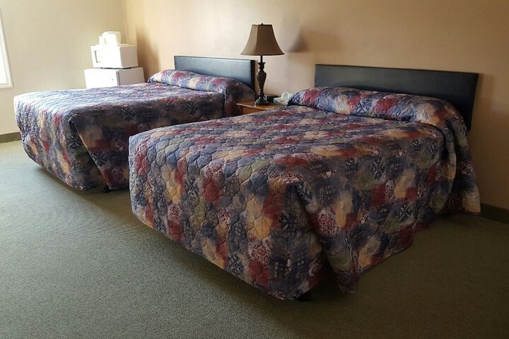 Room 8 of 8