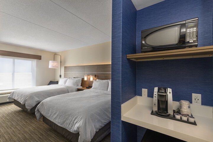 Holiday Inn Express & Suites North Bay by IHG