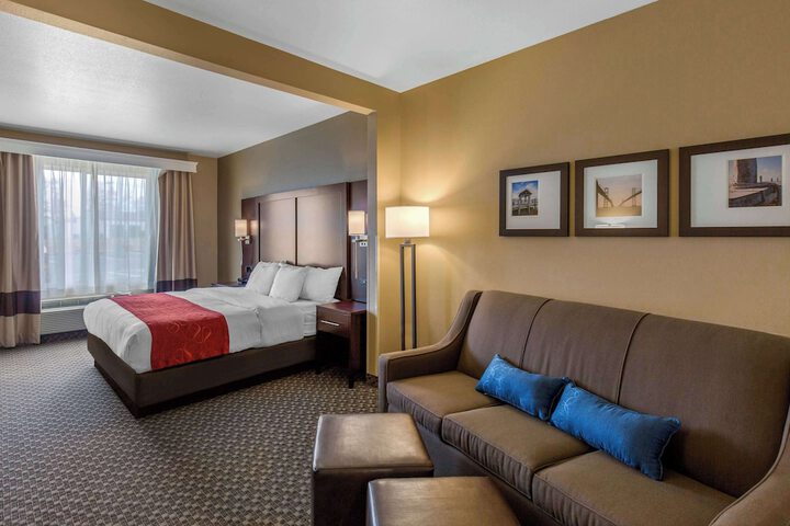 Comfort Suites Seaford