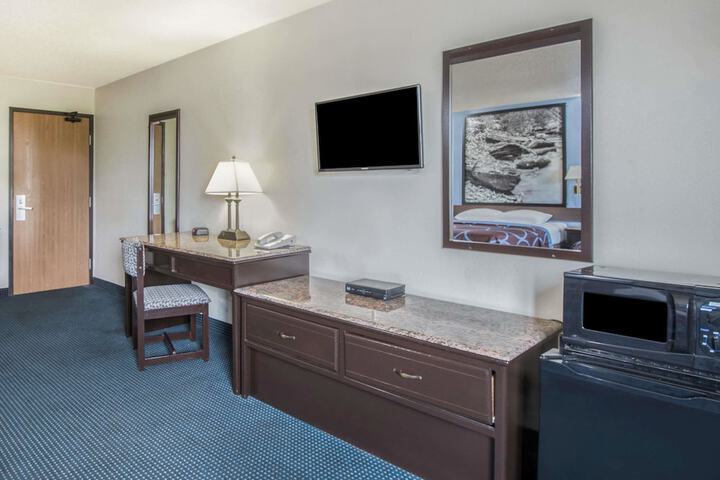 Room 19 of 26