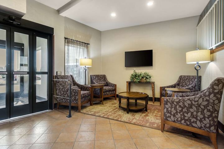 Hotel Interior 10 of 74