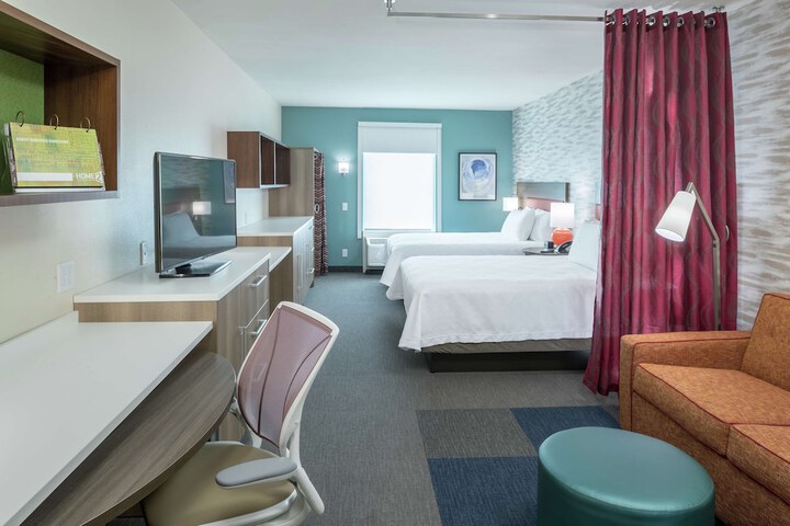 Room 32 of 51