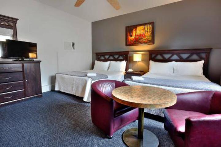 Room 26 of 28